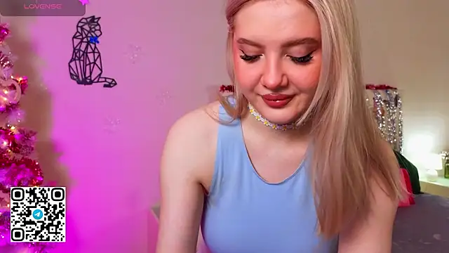 Snapshot of oliviabr0wn0 chatting on January 9, 2:29 am oliviabr0wn0 online show from January 9, 2:29 am