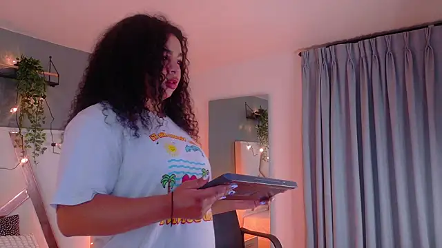 memphiswilliam online show from October 4, 2:46 am