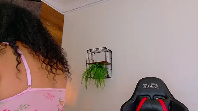 memphiswilliam online show from March 13, 3:33 am