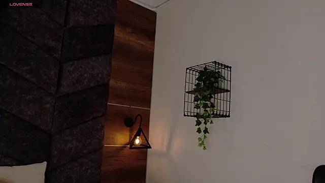 memphiswilliam online show from January 14, 2:48 am