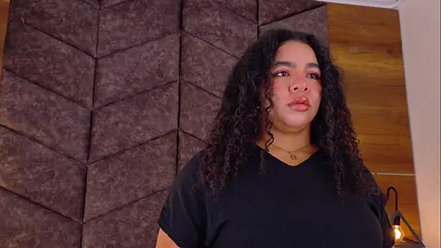 memphiswilliam online show from April 14, 2:49 am