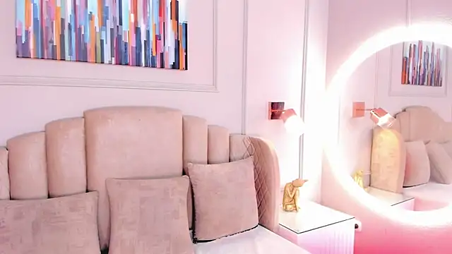 maddy brookss online show from March 13, 7:19 pm