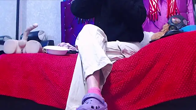 Snapshot of AyshaScott chatting on February 3, 3:28 pm AyshaScott online show from February 3, 3:28 pm