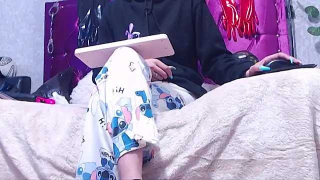 AyshaScott online show from March 30, 1:12 pm