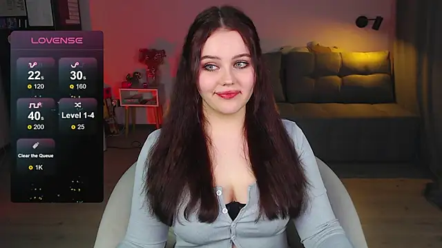 Snapshot of sensual_me chatting on March 13, 5:28 pm sensual me online show from March 13, 5:28 pm