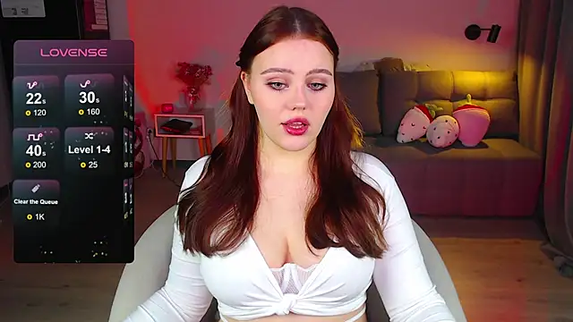 Snapshot of sensual_me chatting on December 5, 3:44 pm sensual me online show from December 5, 3:44 pm