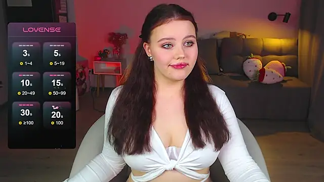 Snapshot of sensual_me chatting on December 31, 5:29 pm sensual me online show from December 31, 5:29 pm