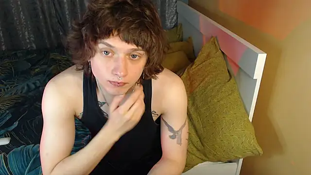 Snapshot of axxxturel chatting on October 1, 6:34 pm axxxturel online show from October 1, 6:34 pm