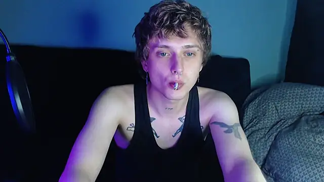 Snapshot of axxxturel chatting on March 12, 9:56 pm axxxturel online show from March 12, 9:56 pm