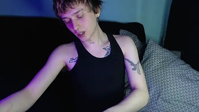 Snapshot of axxxturel chatting on March 5, 5:29 am axxxturel online show from March 5, 5:29 am