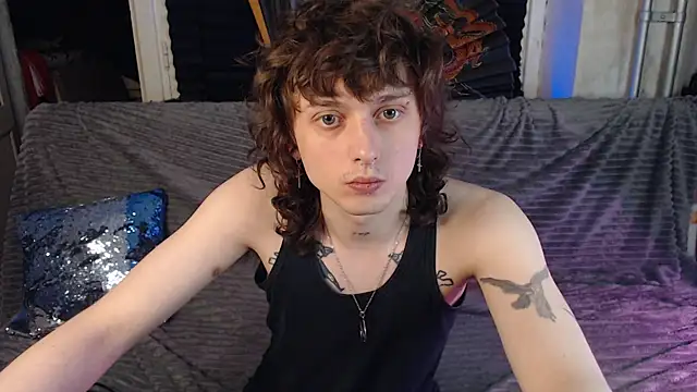 axxxturel online show from May 26, 7:01 pm
