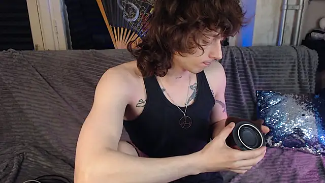 axxxturel online show from May 25, 4:49 pm
