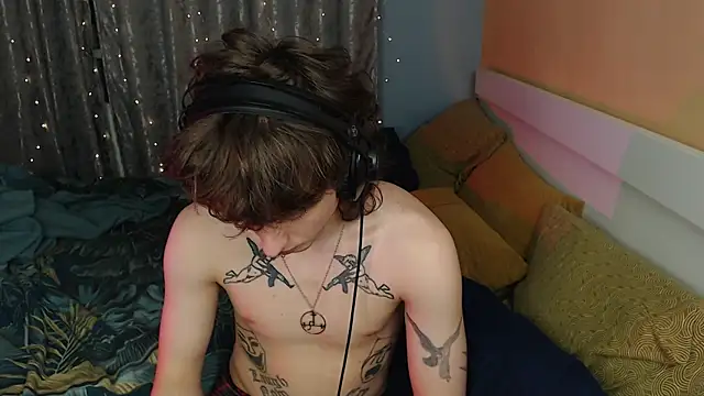 axxxturel online show from December 19, 8:11 pm