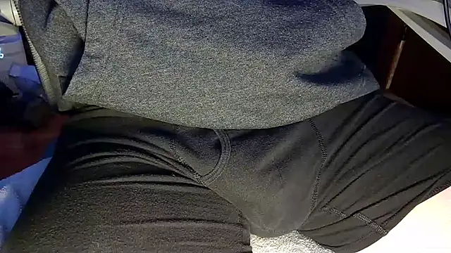 Snapshot of Stix_Zadinia chatting on September 30, 5:13 am Stix Zadinia online show from September 30, 5:13 am