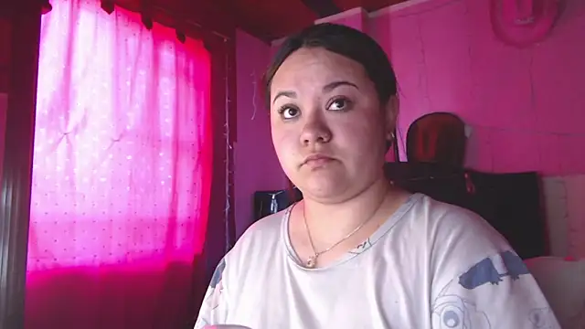 NikkiRous  online show from March 4, 1:08 pm