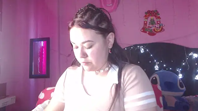 NikkiRous  online show from November 12, 12:53 pm