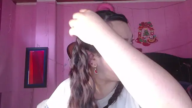 NikkiRous  online show from September 19, 12:42 pm