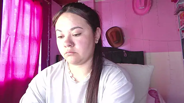 NikkiRous  online show from January 17, 2:09 pm