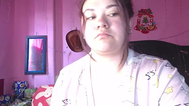 NikkiRous  online show from December 17, 3:39 pm