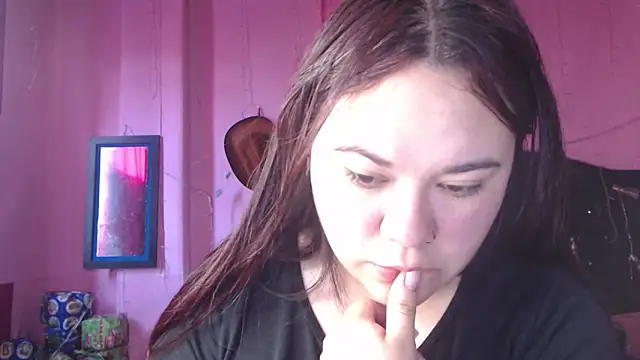 NikkiRous  online show from December 19, 12:51 pm