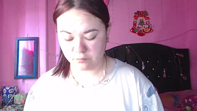 NikkiRous  online show from December 16, 1:15 pm