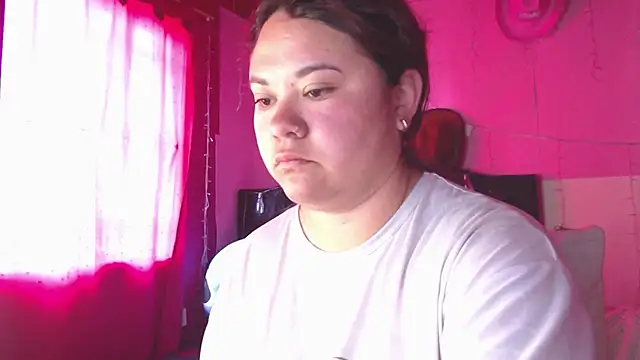 NikkiRous  online show from March 24, 3:34 pm