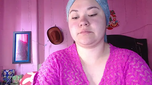 NikkiRous  online show from December 20, 12:41 pm