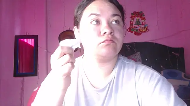 NikkiRous  online show from October 18, 12:40 pm