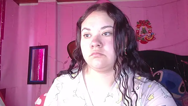 NikkiRous  online show from November 18, 2:09 pm