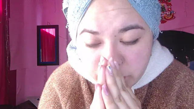 NikkiRous  online show from October 25, 12:39 pm