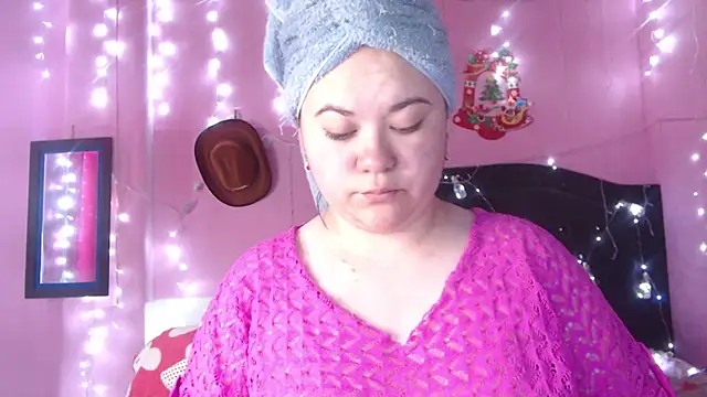 NikkiRous  online show from November 7, 12:53 pm