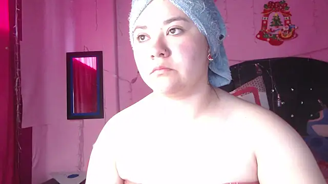 NikkiRous  online show from October 22, 12:37 pm