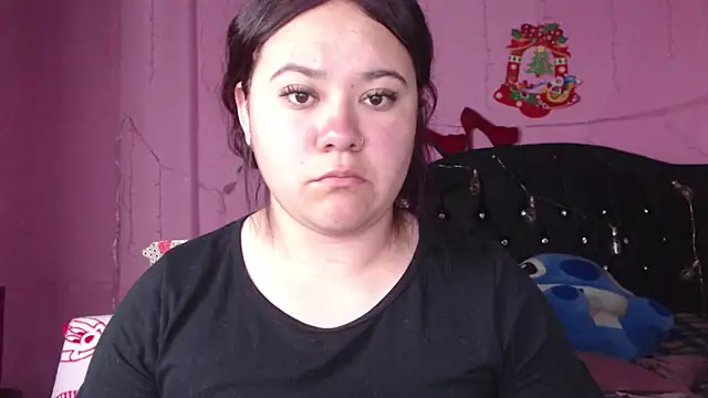 NikkiRous  online show from March 18, 4:39 pm