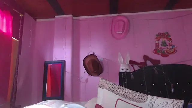 NikkiRous  online show from September 20, 12:54 pm