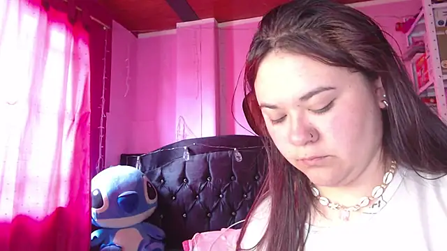 NikkiRous  online show from January 15, 2:42 pm