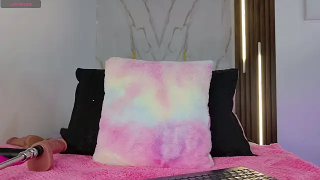 mia 099 online show from October 25, 8:31 pm