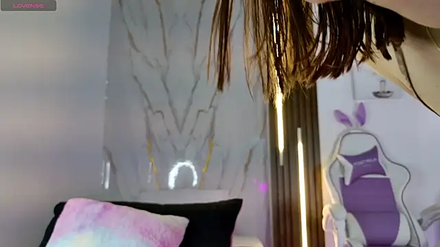 mia 099 online show from October 31, 8:38 pm