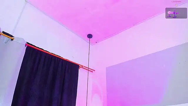 Emily Gil1 online show from March 17, 4:21 pm