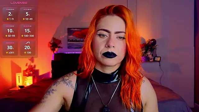 Snapshot of Dulce_charlottee chatting on October 28, 8:08 pm Dulce charlottee online show from October 28, 8:08 pm