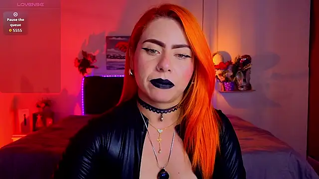 Snapshot of Dulce_charlottee chatting on October 25, 7:47 pm Dulce charlottee online show from October 25, 7:47 pm