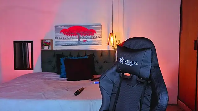 Dulce charlottee online show from March 3, 7:32 pm