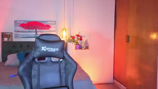 Dulce charlottee online show from April 15, 1:48 pm