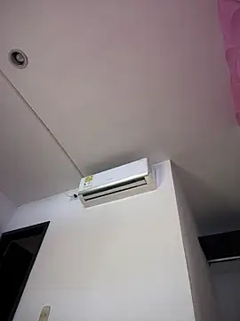 Snapshot of Ema_azel chatting on March 16, 2:00 pm Ema azel online show from March 16, 2:00 pm