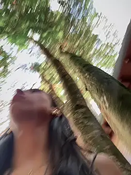 Snapshot of Ema_azel chatting on February 17, 9:54 pm Ema azel online show from February 17, 9:54 pm