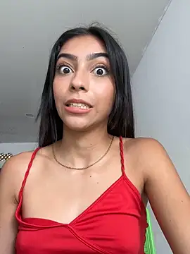 Snapshot of Ema_azel chatting on February 13, 5:44 pm Ema azel online show from February 13, 5:44 pm