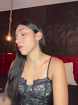 Snapshot of Ema_azel chatting on October 3, 2:51 pm Ema azel online show from October 3, 2:51 pm