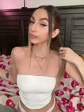 Snapshot of BrattyBae_xo chatting on March 20, 9:35 pm BrattyBae xo online show from March 20, 9:35 pm
