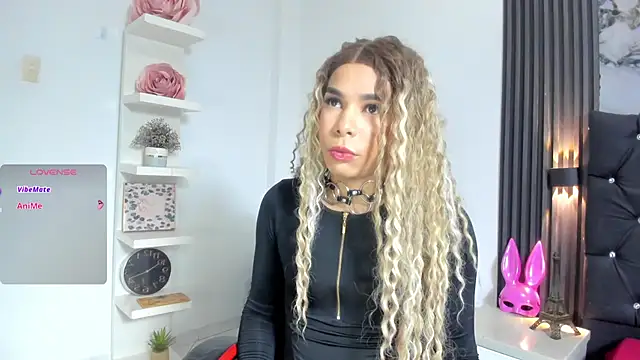 Giorgina Parado online show from April 18, 4:04 am