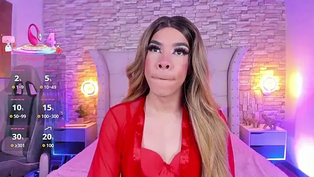 Giorgina Parado online show from April 3, 4:19 am