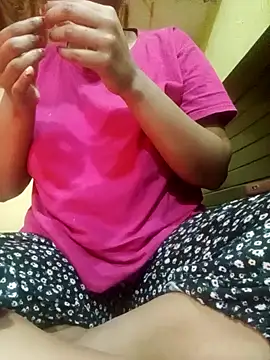 Snapshot of Im_Cute chatting on January 11, 7:16 pm Im Cute online show from January 11, 7:16 pm